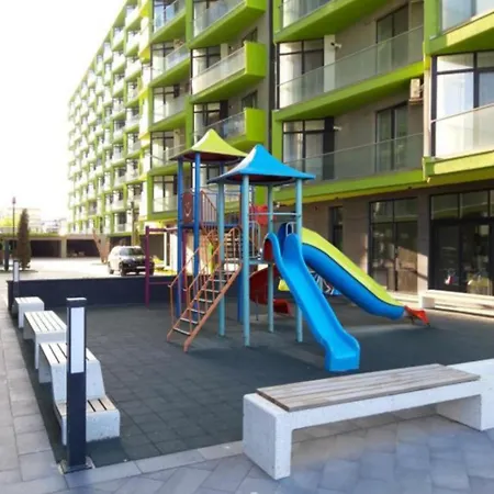 Pool & Mamaia Nord Langa Plaja Apartment Navodari