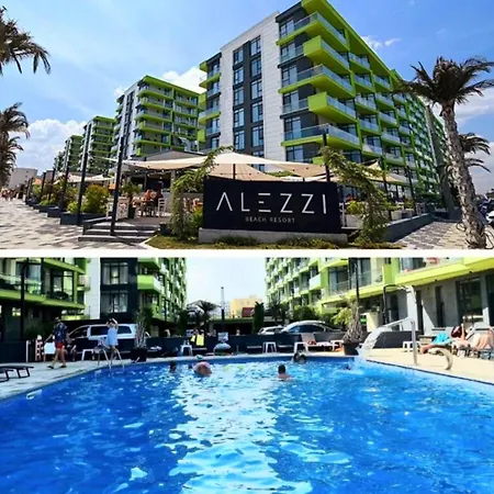 Pool & Mamaia Nord Langa Plaja Apartment *