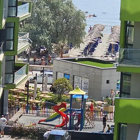 Apartment Pool & Mamaia Nord Langa Plaja *